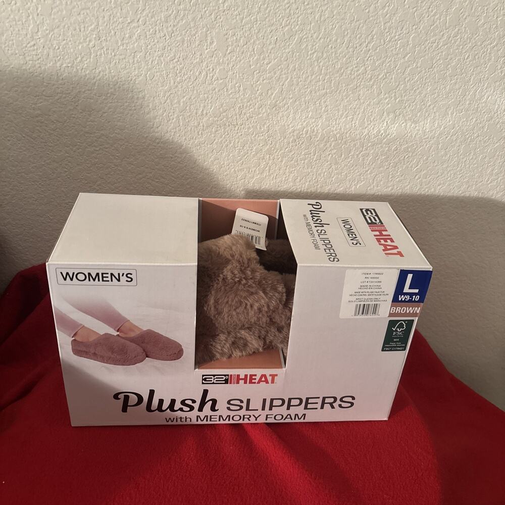 32 Degrees Ladies' Faux Fur Slippers large 9-10 Brown NEW women’s